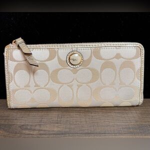 Coach Signature Zip Wallet